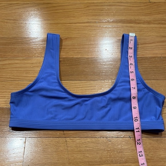 Fashion nova blue bikini top size medium. - Picture 3 of 7